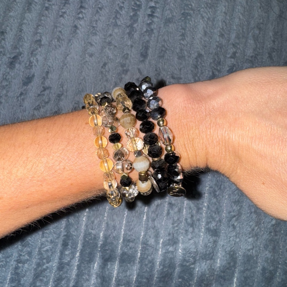 Erimish Black and Gold Beaded Bracelet Set